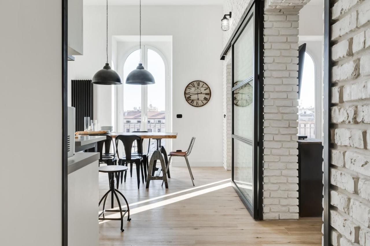 Bmga L Glam Industrial 3-Bed Apartment In Termini Róma Kültér fotó