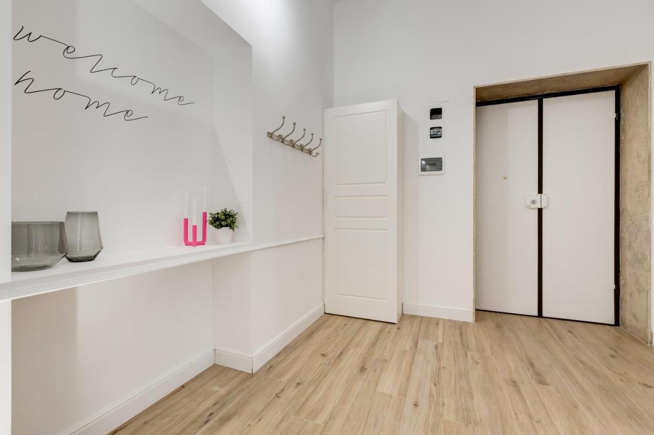 Bmga L Glam Industrial 3-Bed Apartment In Termini Róma Kültér fotó