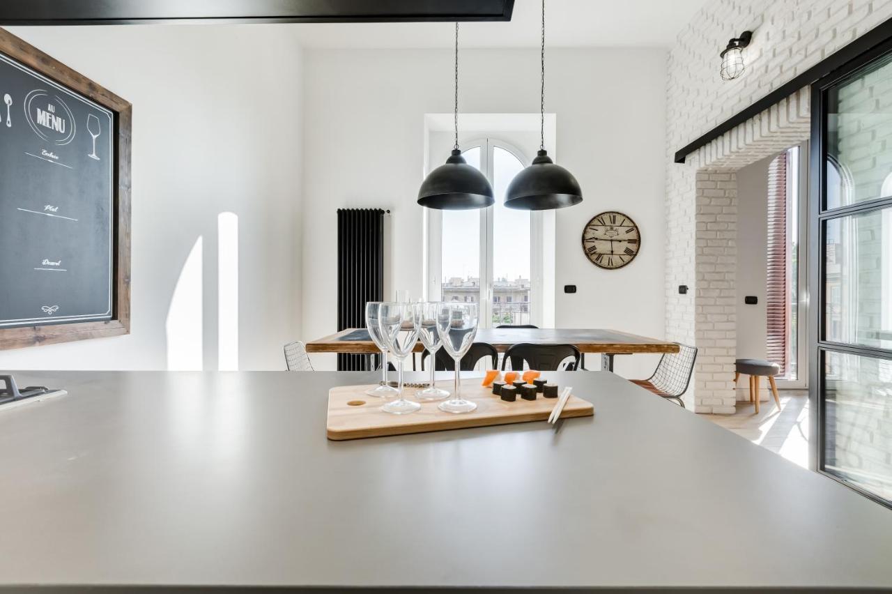 Bmga L Glam Industrial 3-Bed Apartment In Termini Róma Kültér fotó